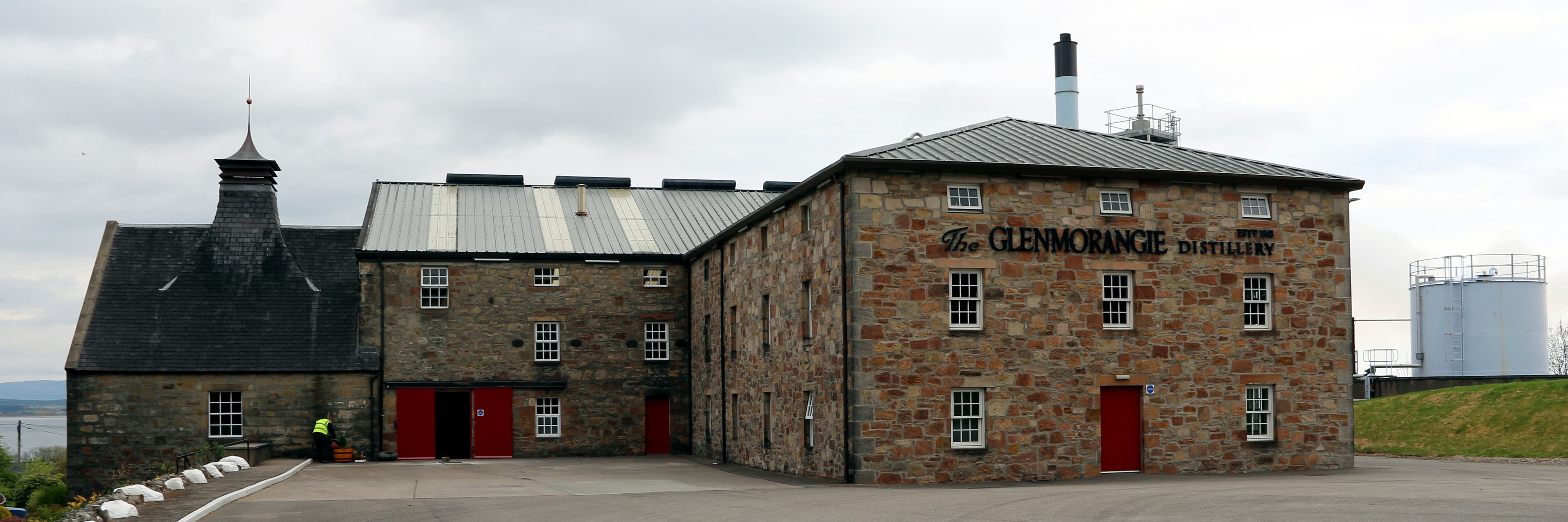 Glenmorangie distillery's sandstone still house and pagoda at Tain