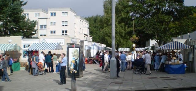 Striped market stalls at Linlithgow Farmers’ Market